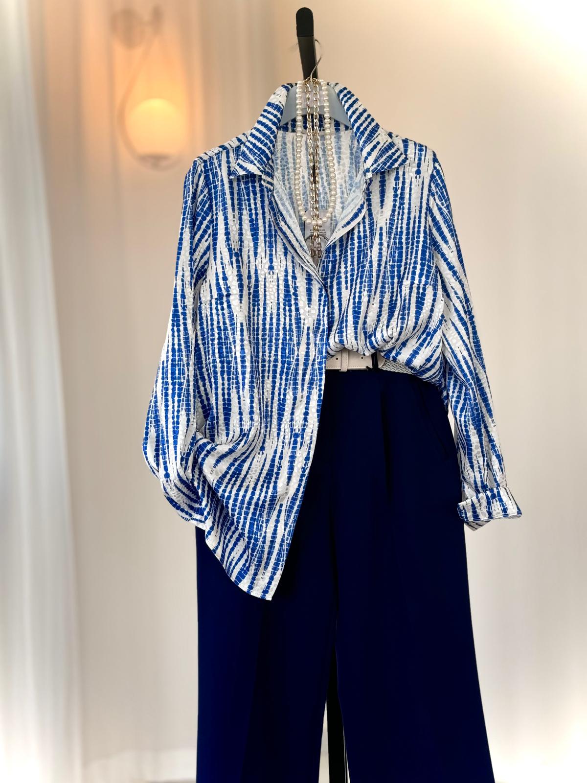 Blusa Estampada Azul & Blanco