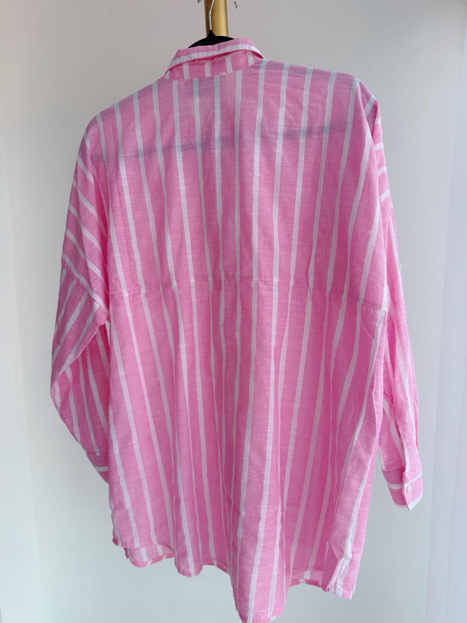 CAMISA ROSA CON FLORES BORDADAS - Imagen 2