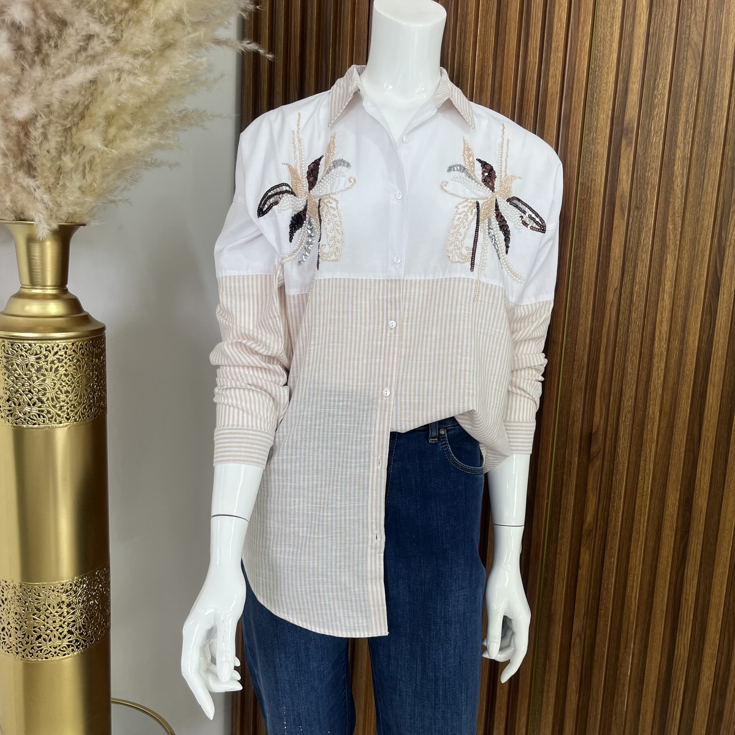 Blusa Nude Blossom Bordada – Diseño Turco - Imagen 3