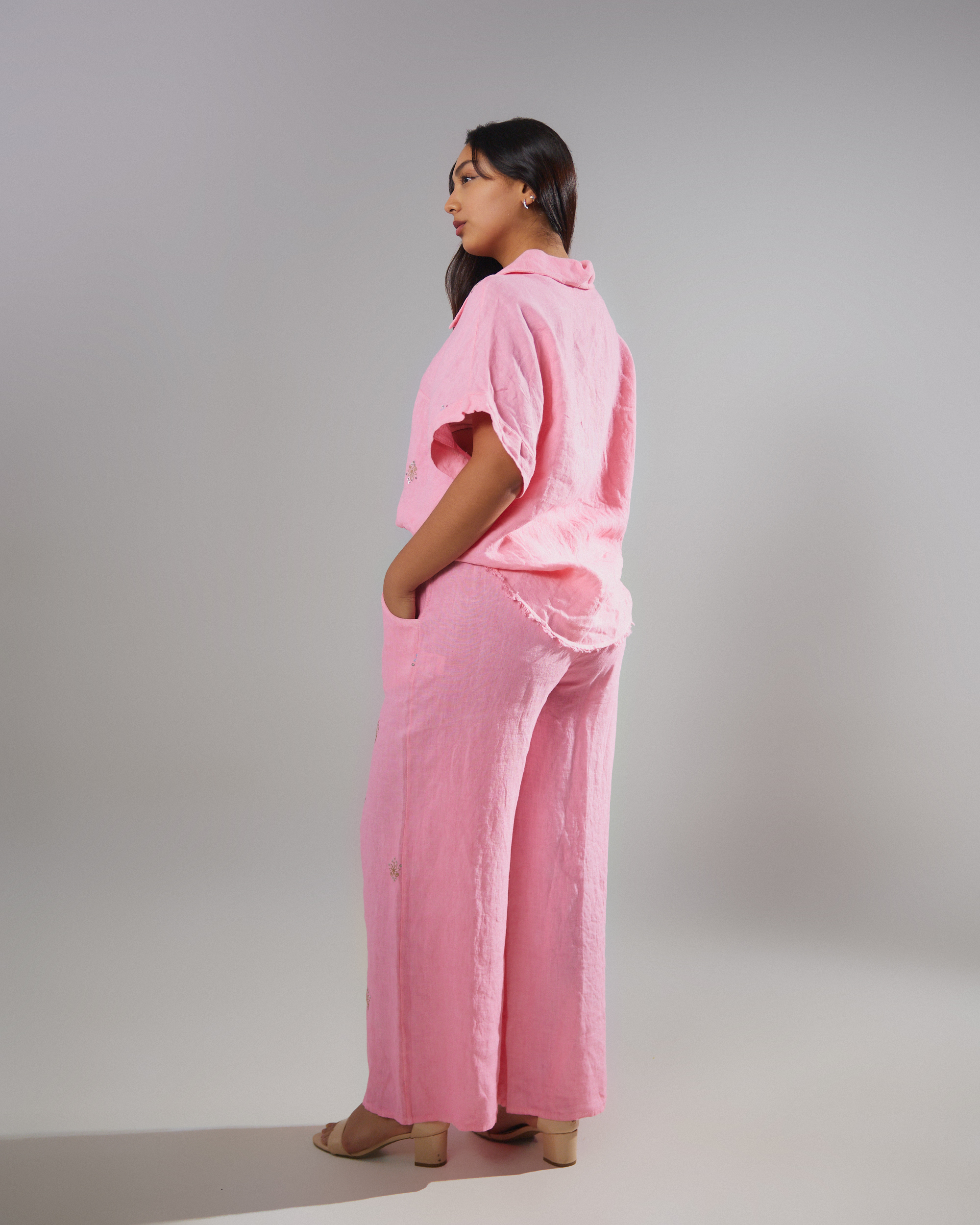 Pantalón de Lino Italiano Bordado · Rosa - Imagen 3
