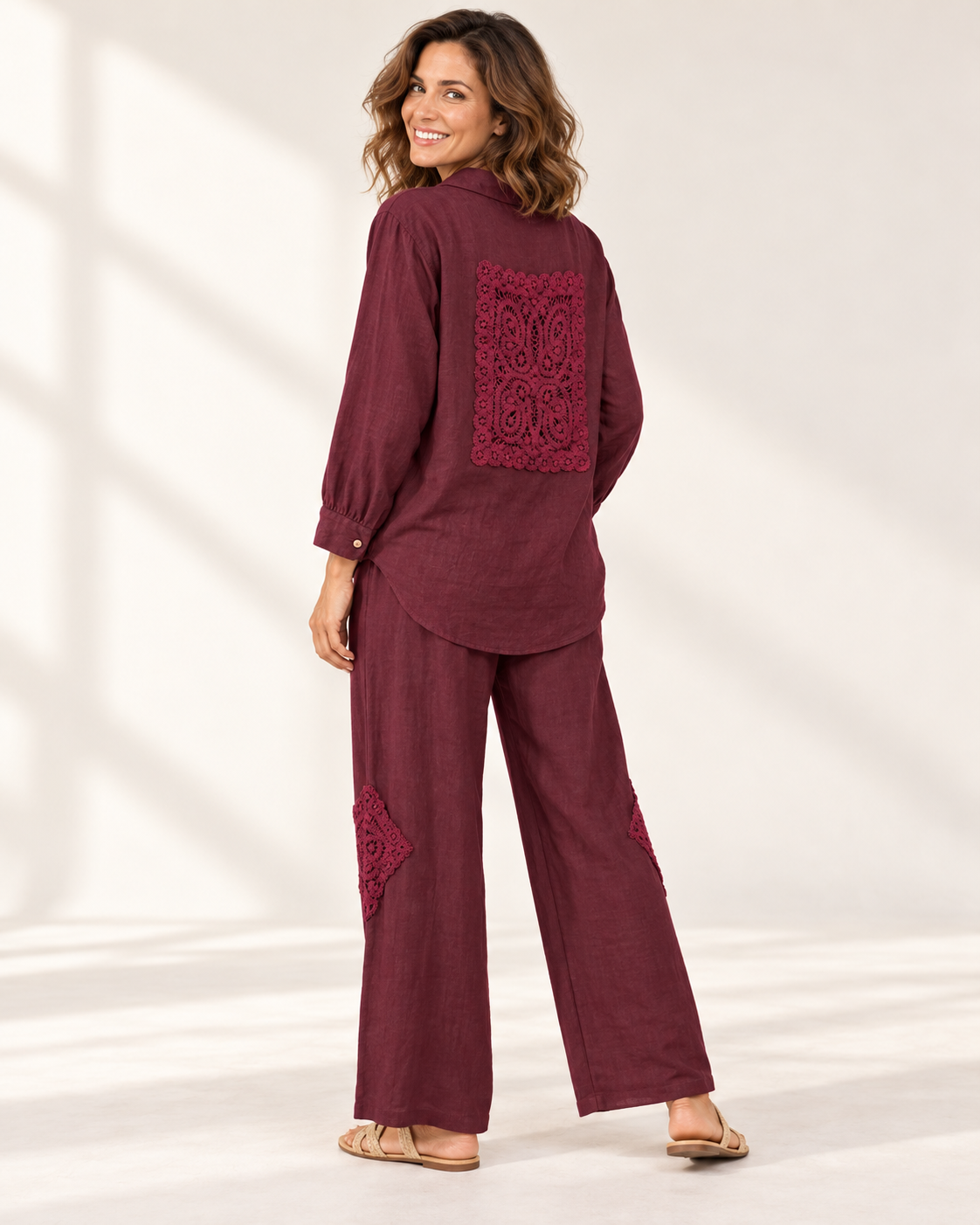 Blusa vino vista espalda, colección ALTIVA Costa Rica